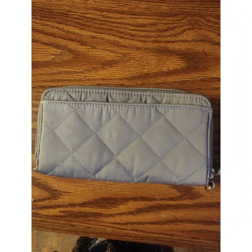 Vera Bradley Zip Around Quilted Gray Wallet Wristlet RFID Blocking